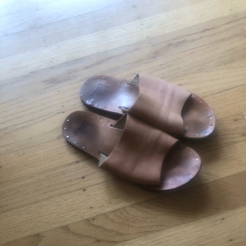 Beek Handmade Sandals